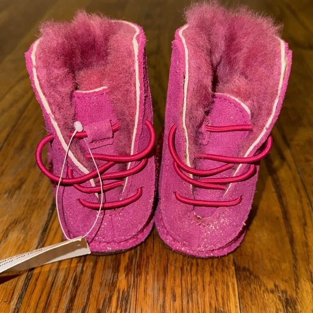 NEW UGG Fuchsia baby boo Glitter pink infant booties lamb fur 6-12m